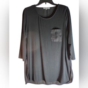 Rose + Olive Black Women's Long Top with Pocket Size M  Lagonlook Minimalist